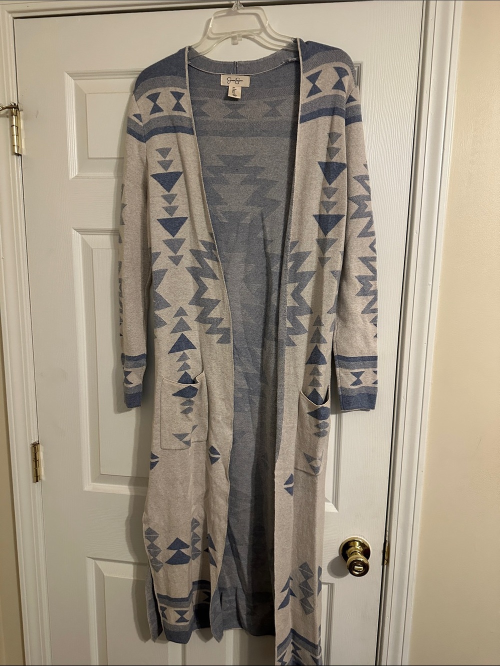 Jessica Simpson Gray & Blue Aztec Open-Front Long Cardigan
